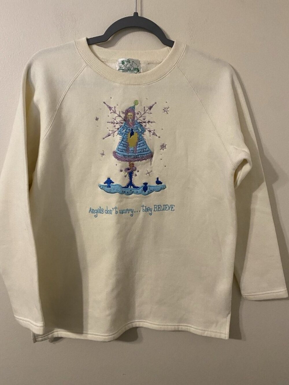 Womens Quacker Factory Angels Believe Crewneck Sweatshirt Ivory White Size Small
